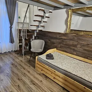 Quiet And 2 Bedrooms 2 Bathrooms In The Heart Of Apartamento