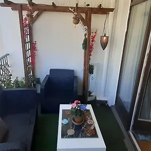 https://chambre-chez-lhabitant-prs-de-tour-eiffel.fr-paris.fr